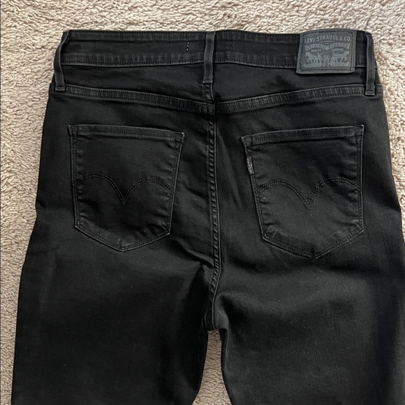 Levi’s Black High Rise Skinny Jeans - Picture 10 of 14